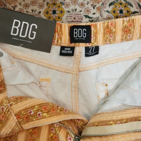 NWT BDG Mom High Rise Pants | Size 27 | Ditsy Corduroy | Urban Outfitters - Picture 8 of 13